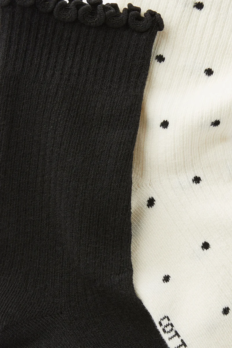 روبي زوج مثالي جوارب مضلعة بكشكش عبوة من قطعتين